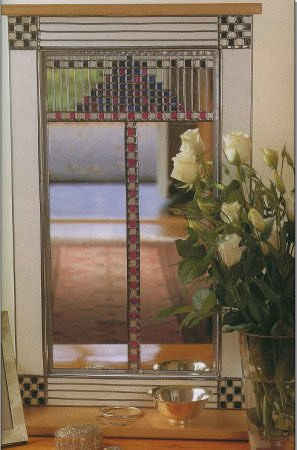Мастер-класс росписи стекла. Зеркало с мозаичным узором
