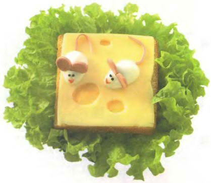 Праздничные бутерброды с фотографиями. Мышки на сыре