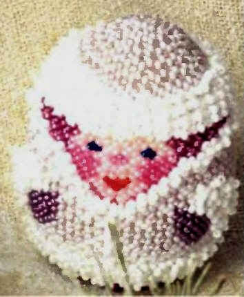 Плетение из бисера. Снегурочка