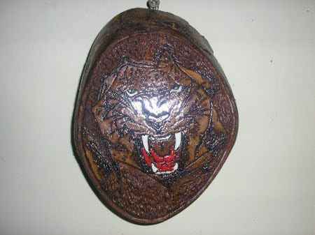 Резьба на спиле дерева