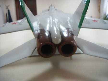 Миг-25 из картона