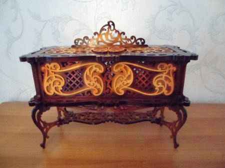 Шкатулка Jewel cabinet