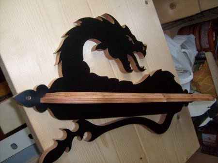 Полочка с драконом