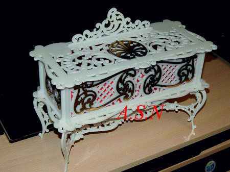 Шкатулка из молочного оргстекла