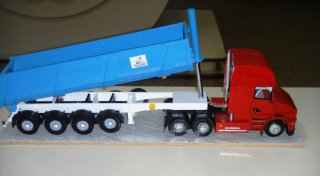 Грузовики Scania и Renault