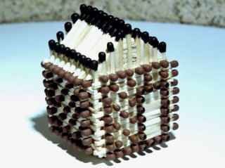 Домик из спичек без клея